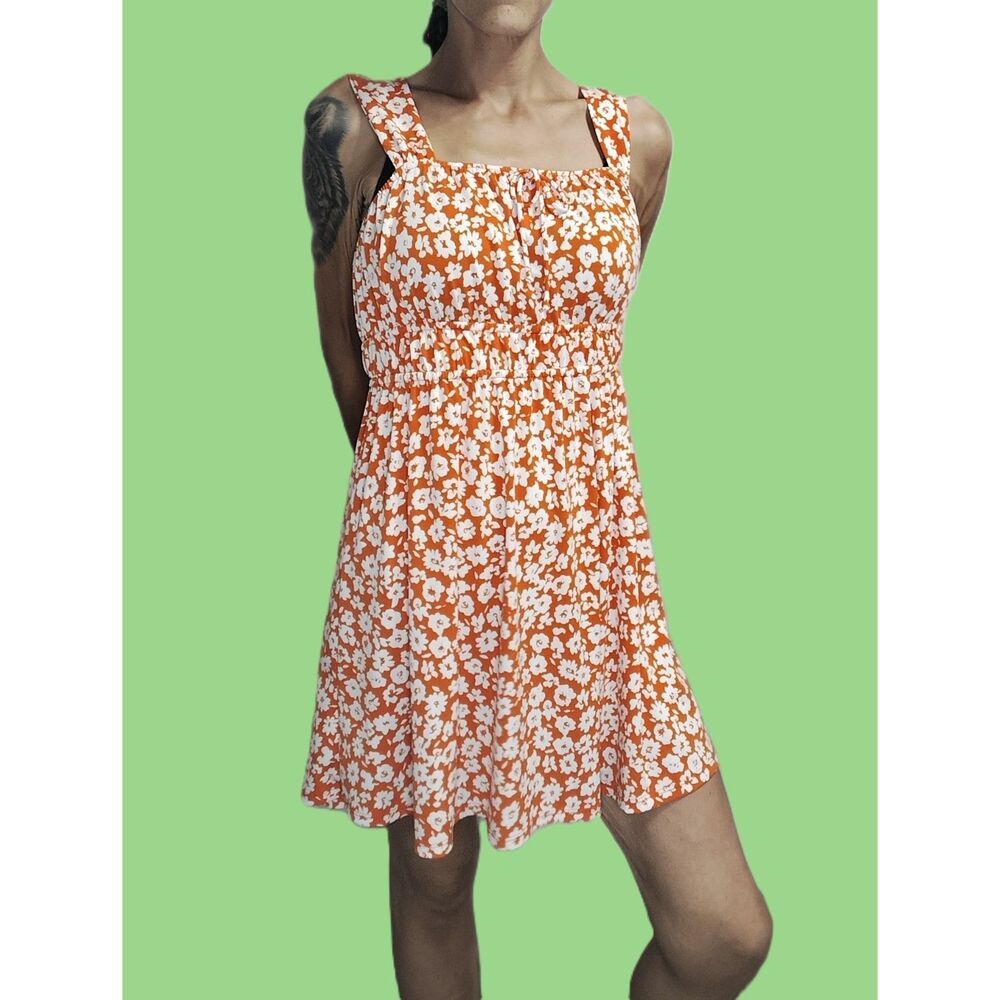 Lush ~ Orange Floral Babydoll Mini Dress ~ Medium ~ Stretchy!
